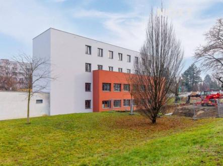 Pronájem bytu, 1+kk, 32 m²