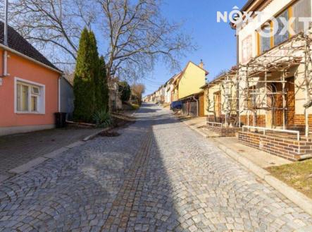 Prodej - malý objekt/garáž