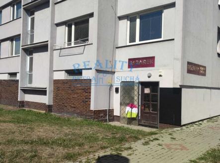 foto: 2 | Pronájem - obchodní prostor, 32 m²