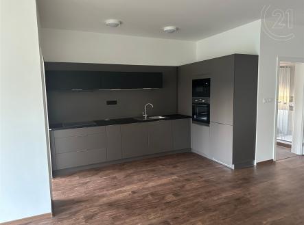 . | Pronájem bytu, 3+kk, 84 m²