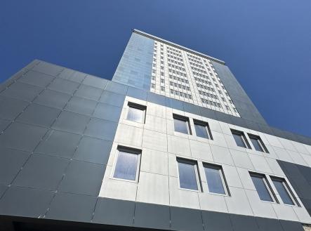 . | Pronájem bytu, 3+kk, 97 m²