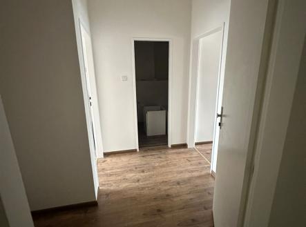 . | Pronájem bytu, 2+kk, 58 m²