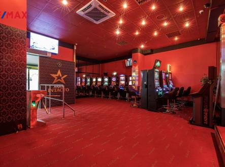 david-patera-rd-kasino-28-rijna-47-4-2-2022.jpg | Pronájem - obchodní prostor, 580 m²