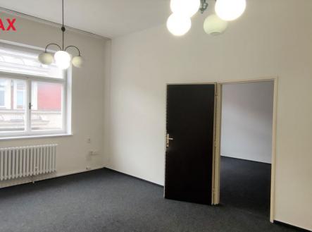 kancelar1-1.jpg | Pronájem - kanceláře, 250 m²