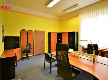 Pronájem - kanceláře, 41 m²