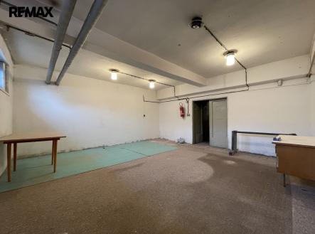 img-4597.jpg | Pronájem - skladovací prostor, 30 m²