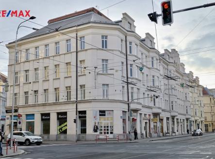 2h4a0853.jpg | Prodej - nájemní dům, 1 800 m²