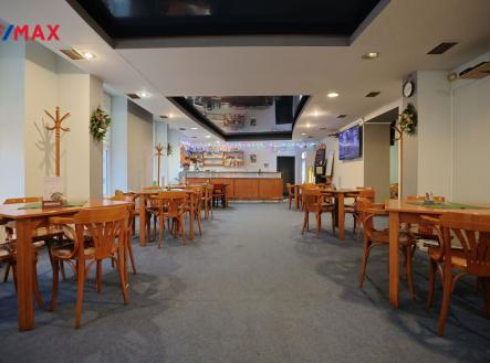 2h4a0761.jpg | Prodej - nájemní dům, 1 800 m²