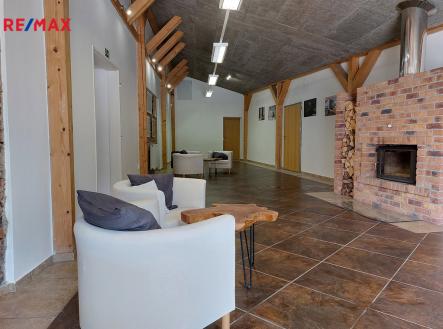 2.jpg | Pronájem - obchodní prostor, 105 m²