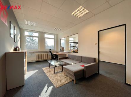 Pronájem - kanceláře, 36 m² obrázek