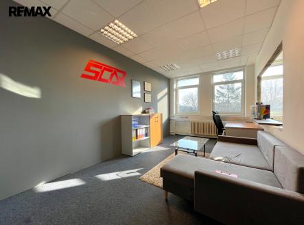 img-9133.jpg | Pronájem - kanceláře, 36 m²