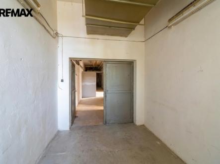 8-k.jpg | Pronájem - výrobní prostor, 132 m²