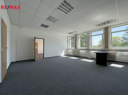 img-7894.jpg | Pronájem - kanceláře, 36 m²