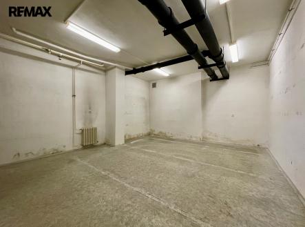 img-2487.jpg | Pronájem - skladovací prostor, 35 m²