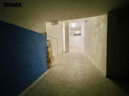 img-2491.jpg | Pronájem - skladovací prostor, 35 m²