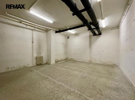 img-2487.jpg | Pronájem - skladovací prostor, 35 m²