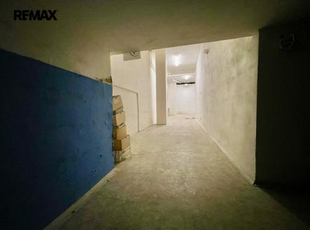 img-2491.jpg | Pronájem - skladovací prostor, 35 m²