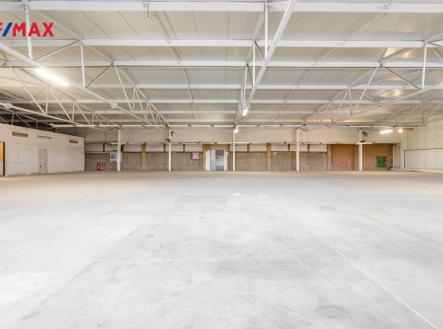 mg-7671-mg-7675.jpg | Pronájem - skladovací prostor, 940 m²