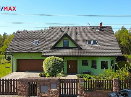 dum.jpg | Prodej - dům/vila, 220 m²