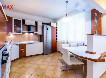 img-b6dd27d1b0.jpg | Prodej bytu, 4+1, 138 m²