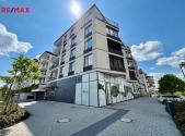 Pronájem - obchodní prostor, 142 m²