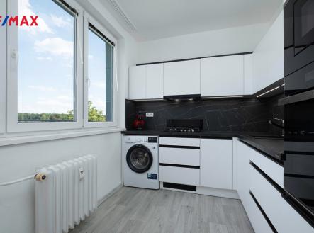 kuchyne.jpg | Prodej bytu, 2+1, 56 m²