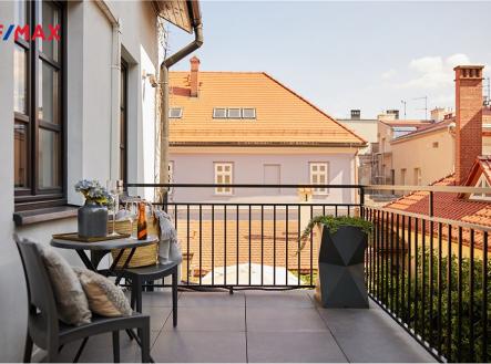 l-1fcbe956ad7448cfacd3ab92c3a5f61e.jpg | Prodej - nájemní dům, 395 m²