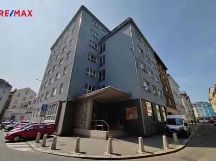 budova.jpg | Pronájem - kanceláře, 38 m²