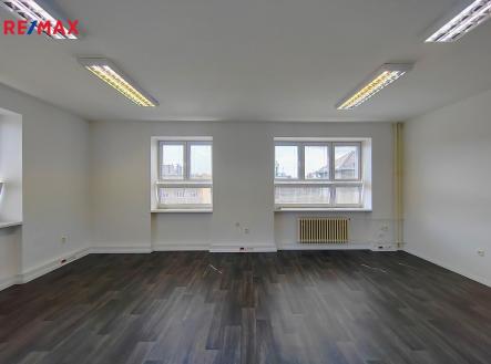 img-20250820-135705.jpg | Pronájem - kanceláře, 38 m²