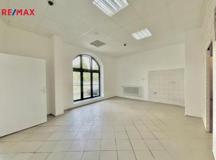 Pronájem - obchodní prostor, 30 m² obrázek