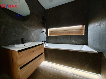 Pronájem bytu, 3+kk, 53 m² obrázek