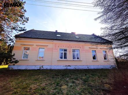 Pohled z ulice - S | Prodej - hotel, 245 m²