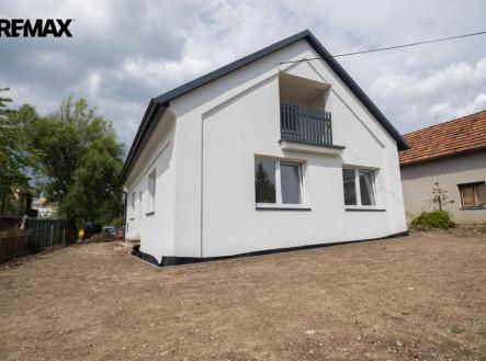 photo-2025-09-24-20-05-17-10.jpg | Prodej - dům/vila, 168 m²