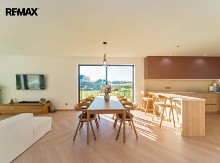 raj-003d.jpg | Prodej - dům/vila, 385 m²