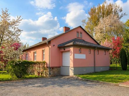 Pronájem - kanceláře, 206 m²