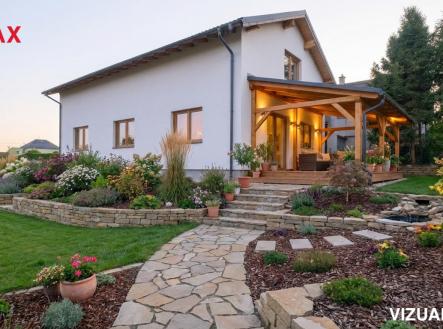 a1efa575-41f4-4cea-bbf6-1f0aa439a0a0.png | Prodej - dům/vila, 222 m²