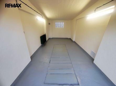 img-20251216-123410.jpg | Pronájem - malý objekt/garáž