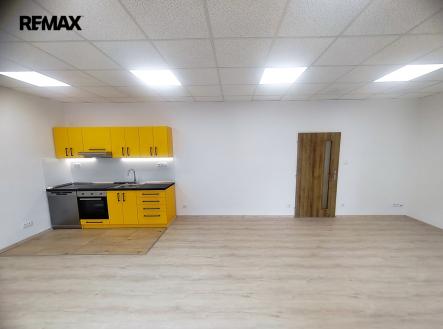 Pronájem bytu, 2+kk, 88 m² obrázek