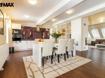 kuchyn1.png | Pronájem bytu, 2+kk, 108 m²