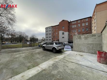 img-6455.jpg | Pronájem - malý objekt/garáž