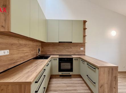 img-4196.jpeg | Pronájem bytu, 2+kk, 39 m²