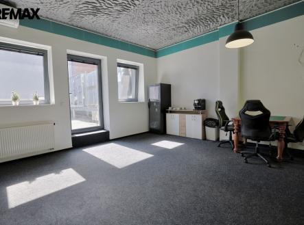 2h4a1782.jpg | Pronájem - kanceláře, 88 m²