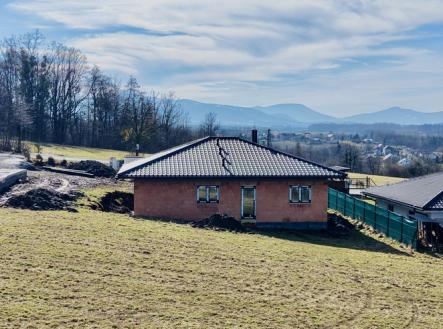 dji-20260226104329-0071-d.jpg | Prodej - dům/vila, 109 m²