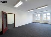 Pronájem - kanceláře, 97 m²