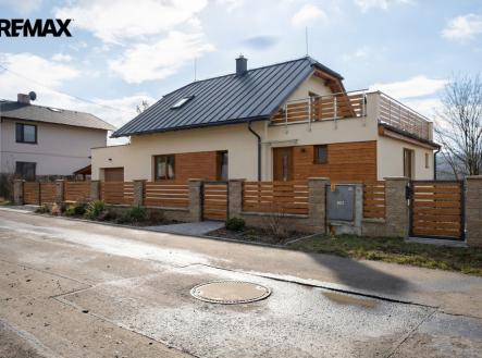 Prodej - dům/vila, 184 m² obrázek