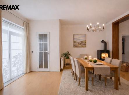 Vizualizace - jídelna s krbem | Prodej bytu, 3+1, 92 m²
