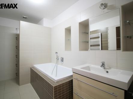 img-2611.jpg | Prodej bytu, 2+kk, 67 m²