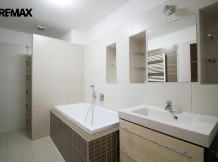 img-2611.jpg | Prodej bytu, 2+kk, 67 m²