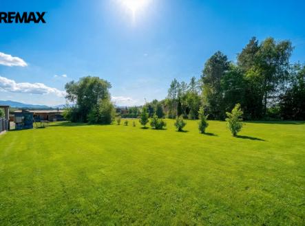 2-1.png | Prodej - pozemek pro bydlení, 1 647 m²