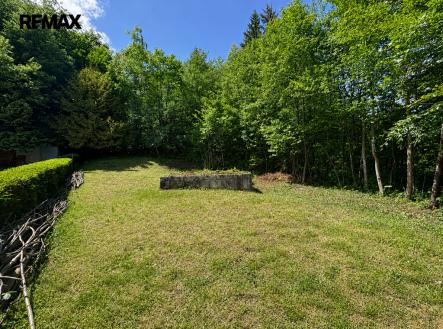02-2.png | Pronájem - pozemek, zahrada, 358 m²
